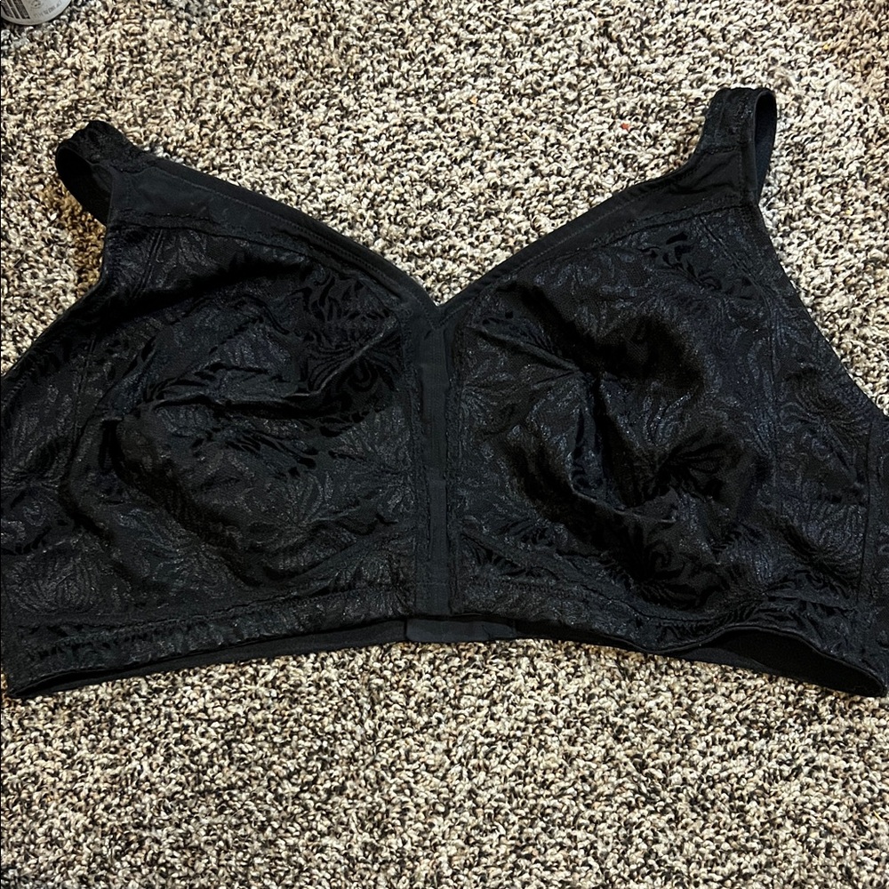 Chic Black Lace Women's Bralette